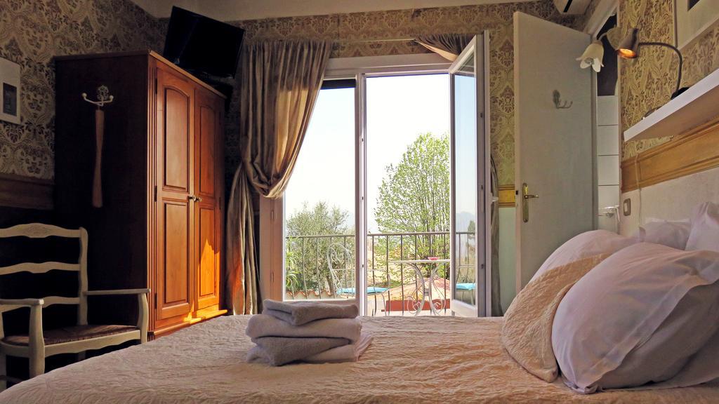 Hotel mon Soleil La Gaude Eksteriør billede