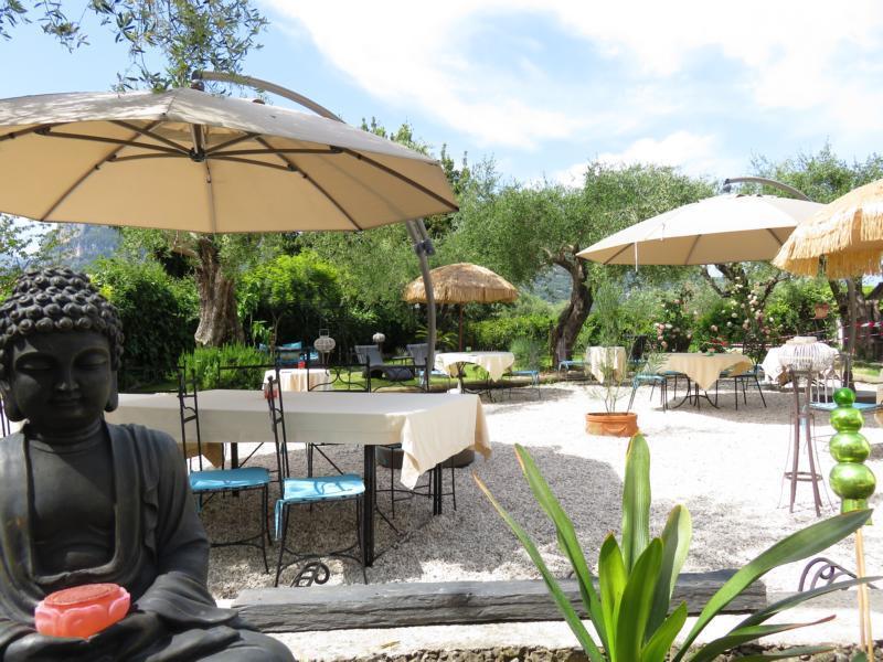 Hotel mon Soleil La Gaude Eksteriør billede